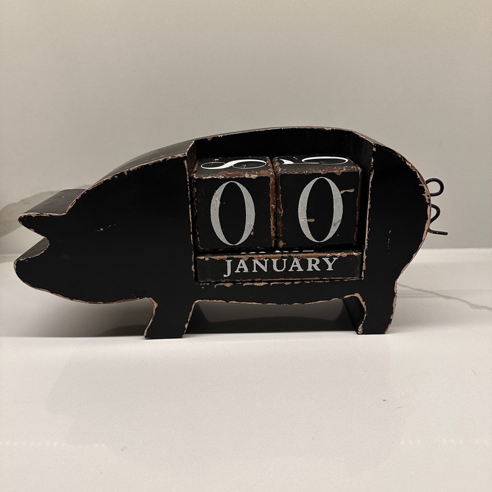 Pig Day of the Month Decor